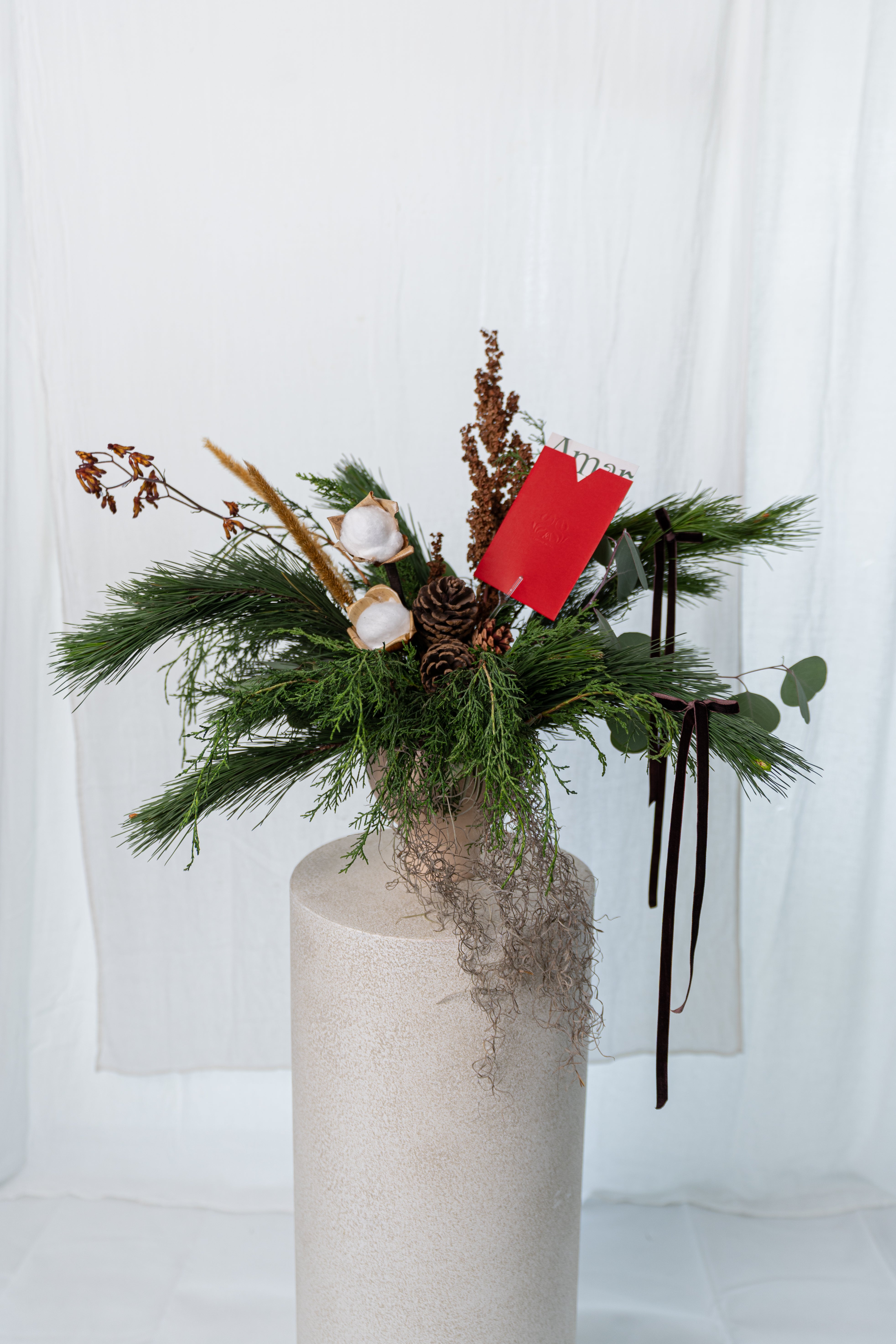 Arreglo abrazos de pino