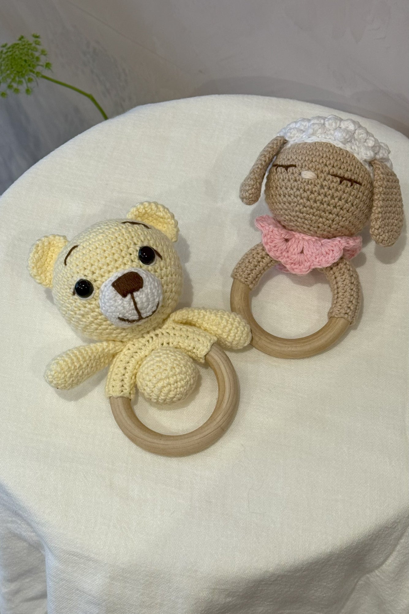 Niña: New born con sonaja - Small