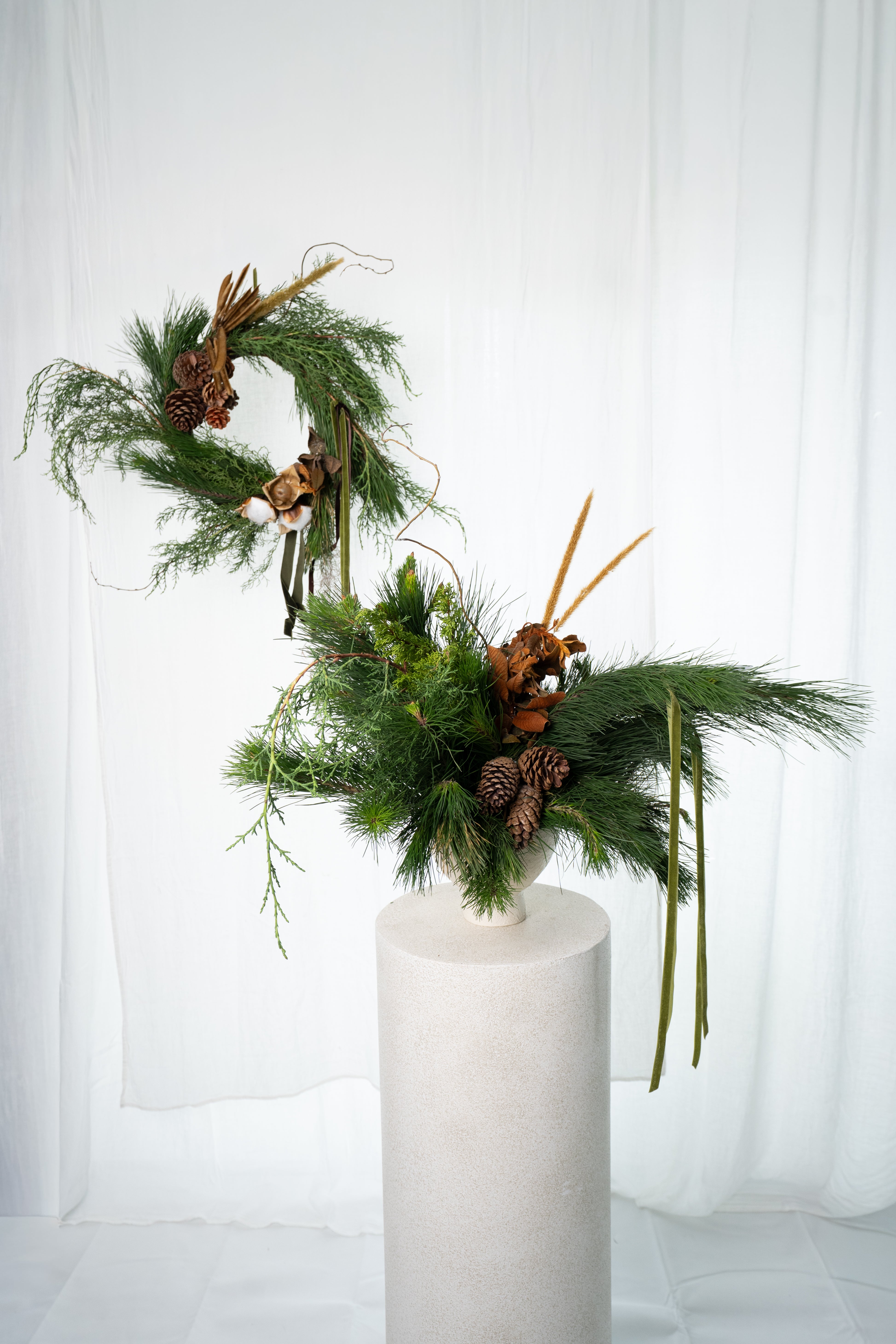 Corona abrazos de pino (-10% dscto)