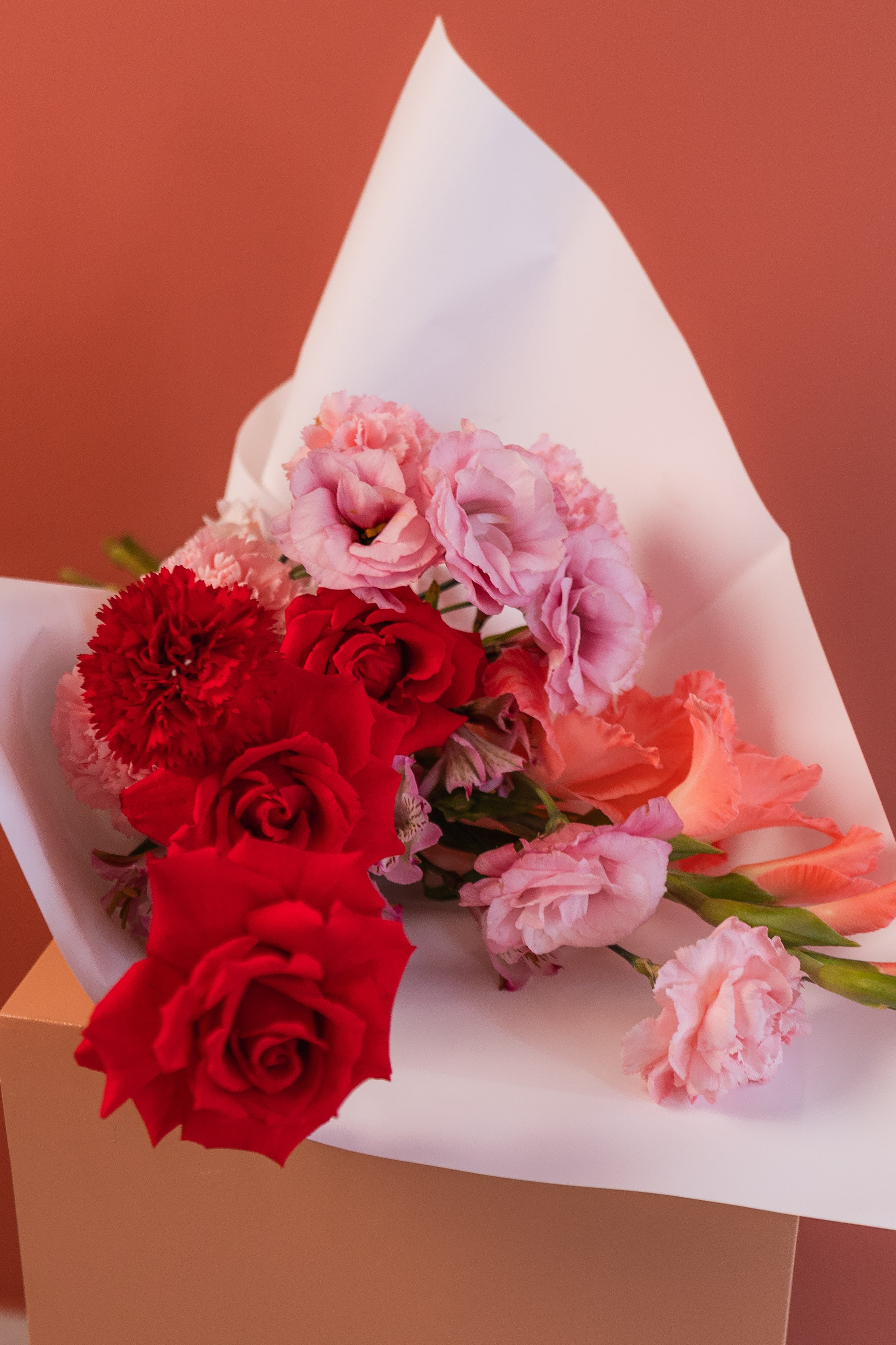 Set Jarrón + bouquet small Amor bonito